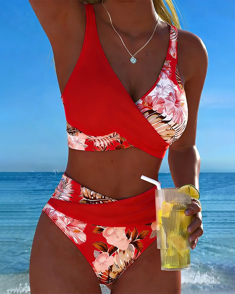 Jolina™ | Bikini fendu à contraste floral