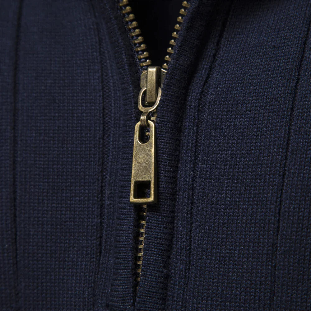 JAMES | MAGLIONE A COSTINE