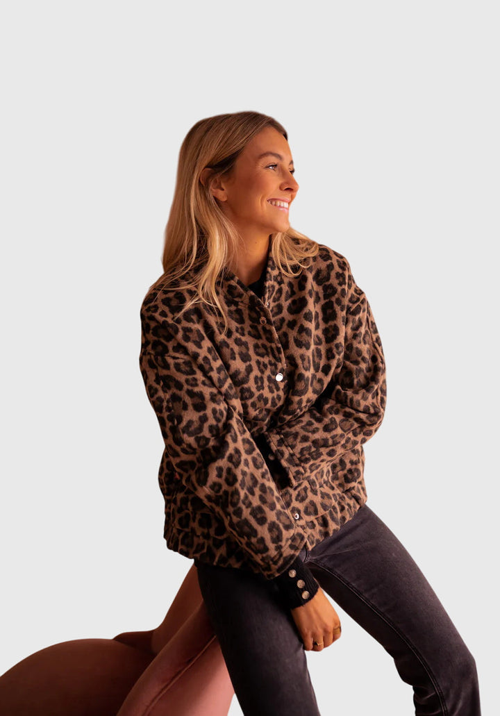 Elodie | Veste stylée à imprimé léopard