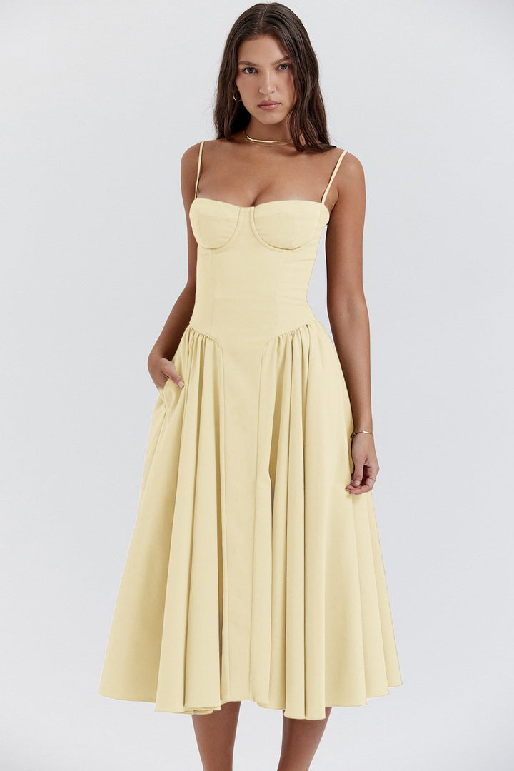 Elegantes Midikleid für Damen mit Spaghettiträgern und ausgestelltem Rock