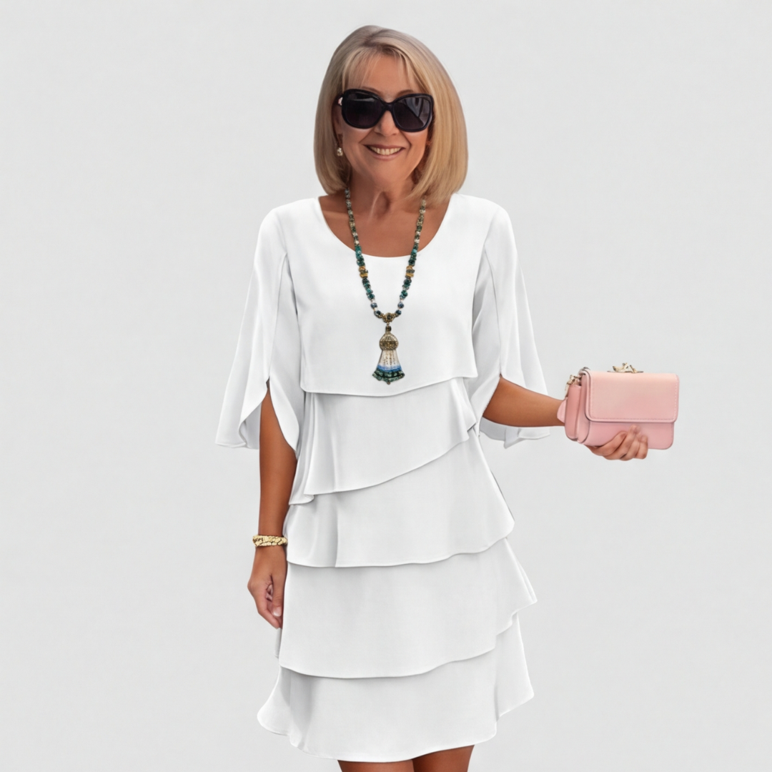 Vestido Feminino com Babados e Mangas Três Quartos