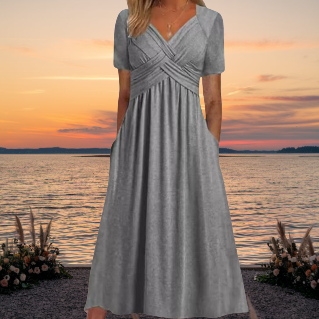 Selina | Timeless Dress with Elegant Cut
