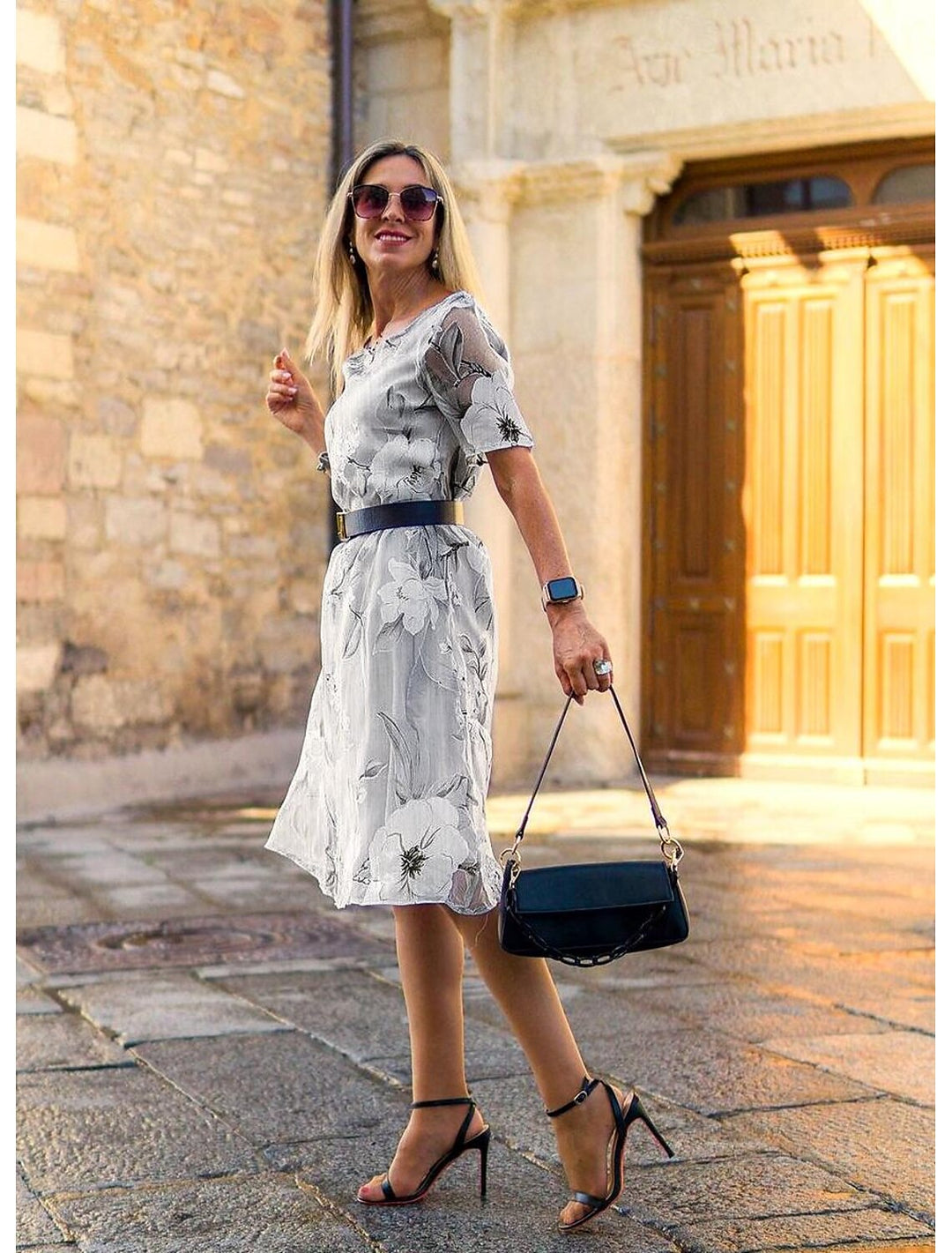 Kali | Elegant Midi Dress with Round Neckline