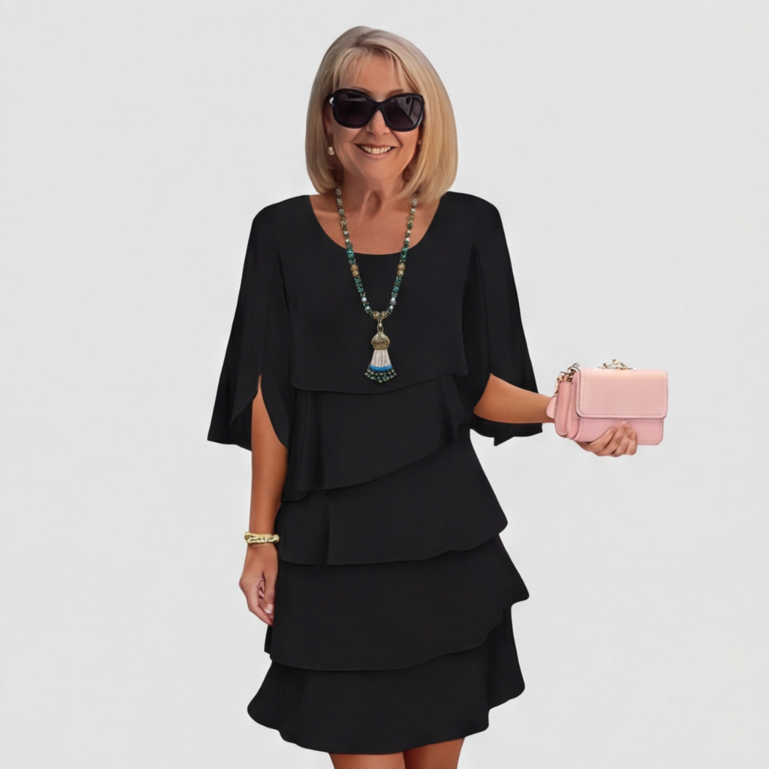 Vestido Feminino com Babados e Mangas Três Quartos