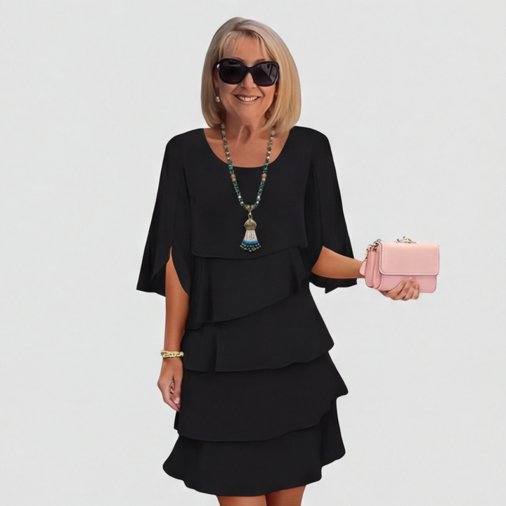 Vestido Feminino com Babados e Mangas Três Quartos