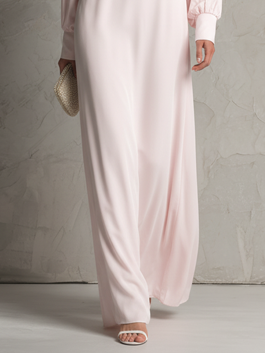 Vestido maxi feminino rosa claro com decote barco, mangas longas e costas abertas