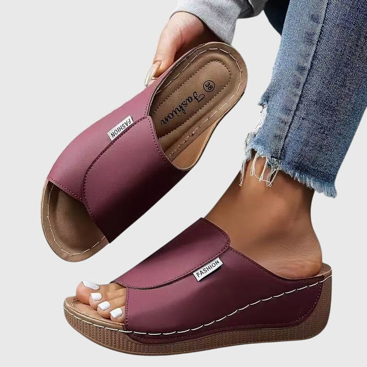 Esther™ | Sandali ortopedici alla moda