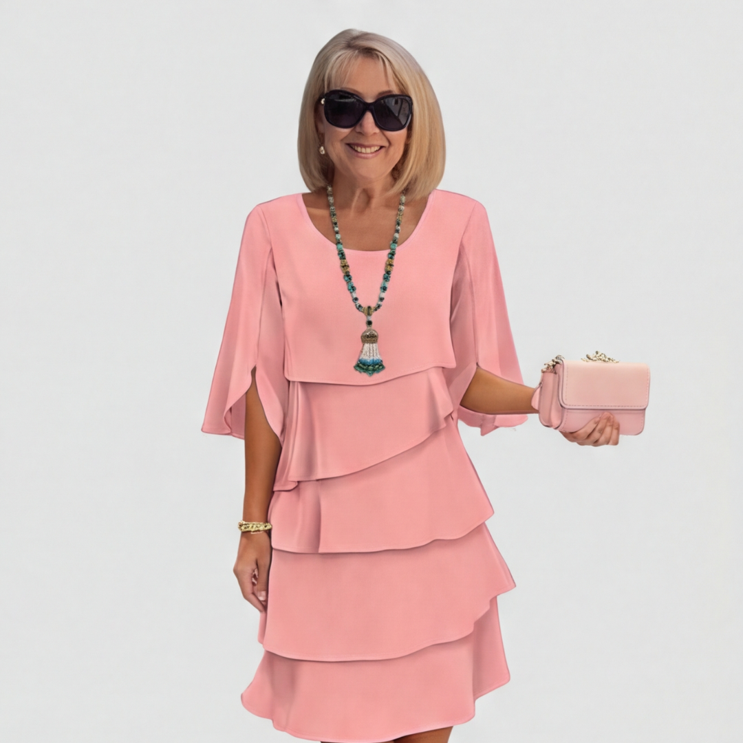 Vestido Feminino com Babados e Mangas Três Quartos
