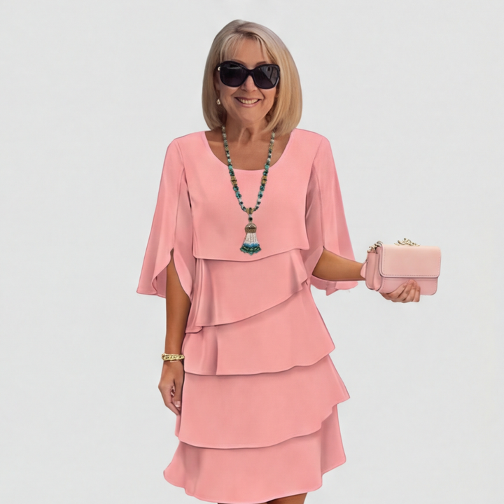 Vestido Feminino com Babados e Mangas Três Quartos