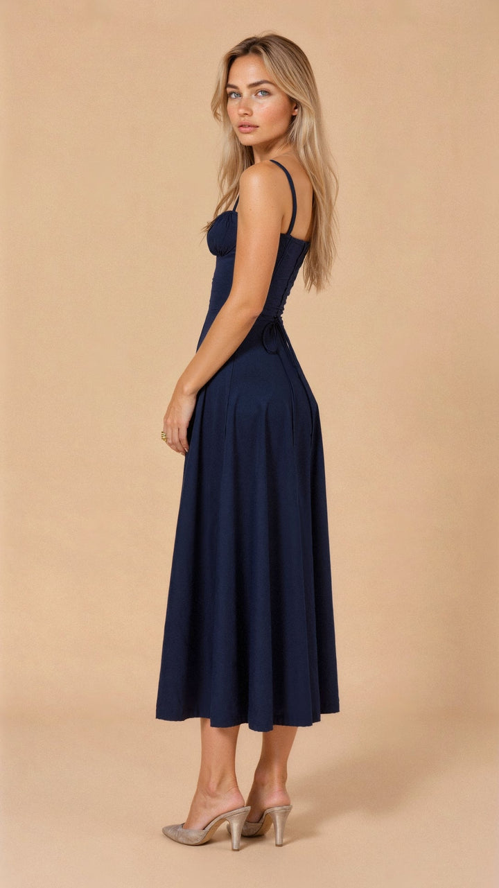 Robe midi corset – taille cintrée et jupe fluide