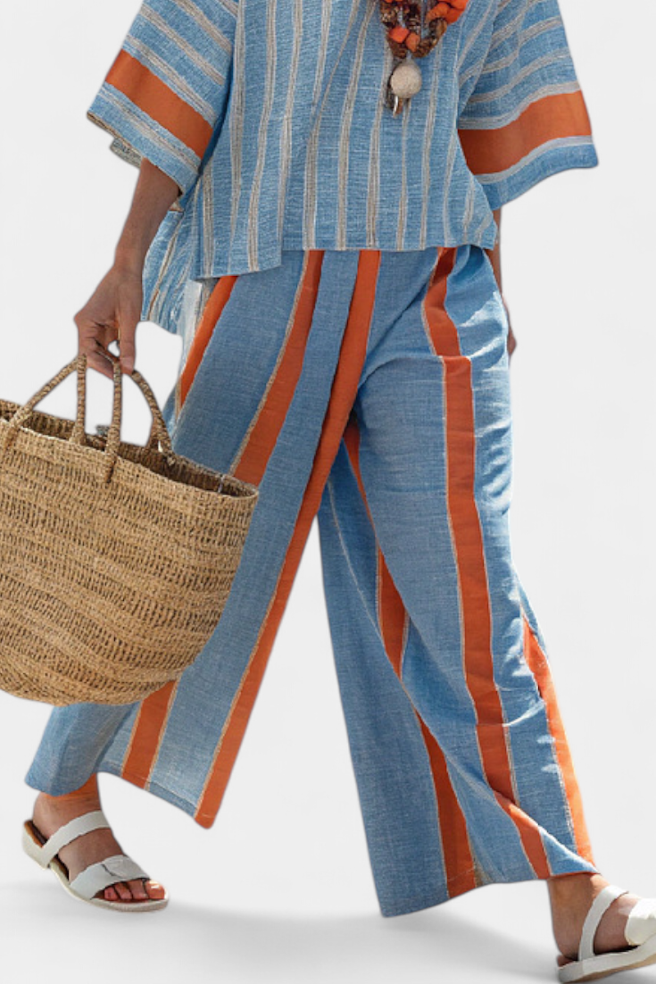 Velmere | Blusa sofisticada terracota listrada e calça de linho