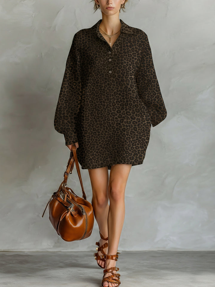 Robe femme mode ample à manches longues avec imprimé léopard marron et encolure dégagée