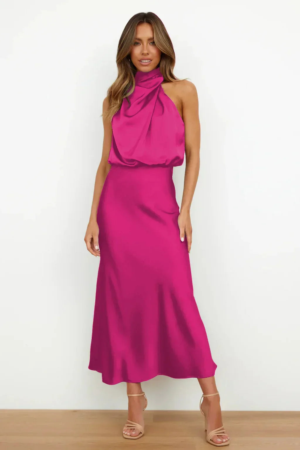 Rochelle | Vestido satinado femenino con cuello halter