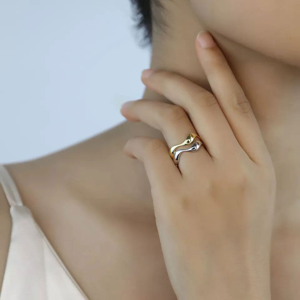 Carisseya | Prsten vlna 18K zlato