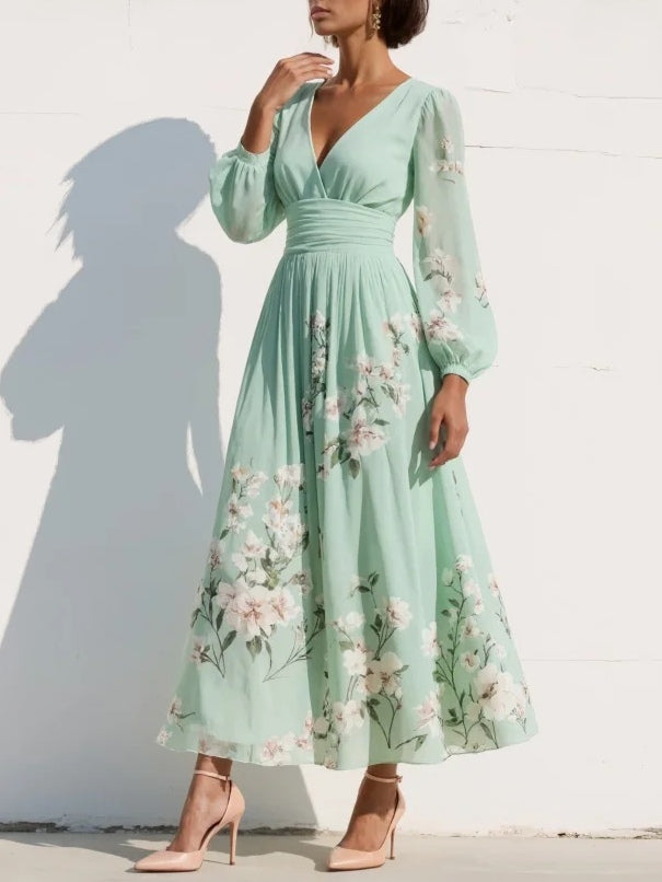 Vestido Midi Plisado de Chifón con Estampado Floral y Cuello de Pico Verde Claro