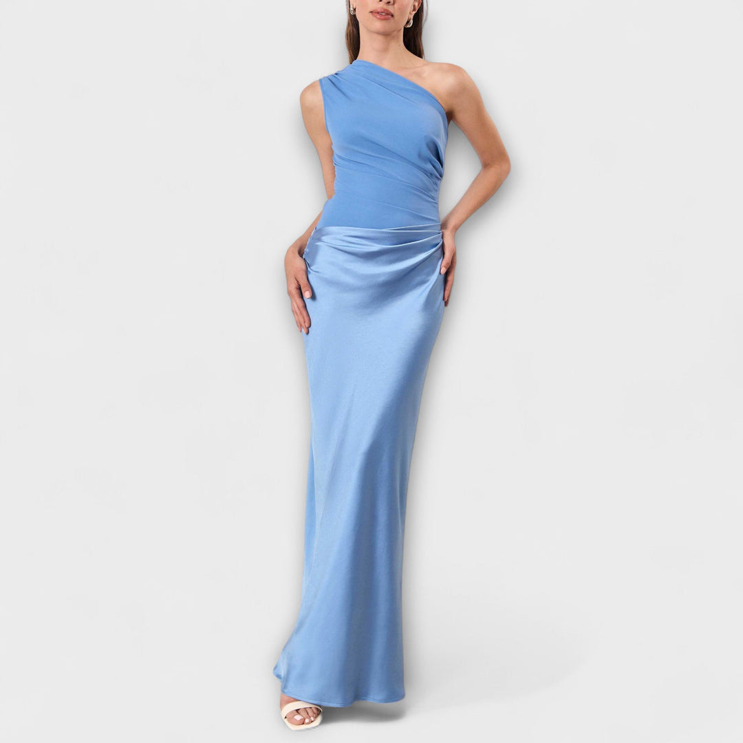 Elegancka plisowana sukienka maxi na jedno ramię