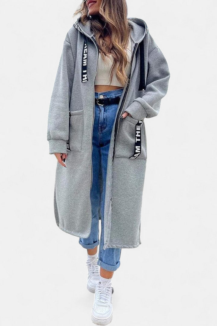 Manteau long élégant avec capuche