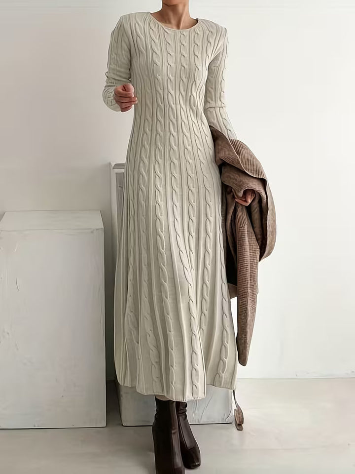 Carmi | Stylové úzké pletené šaty