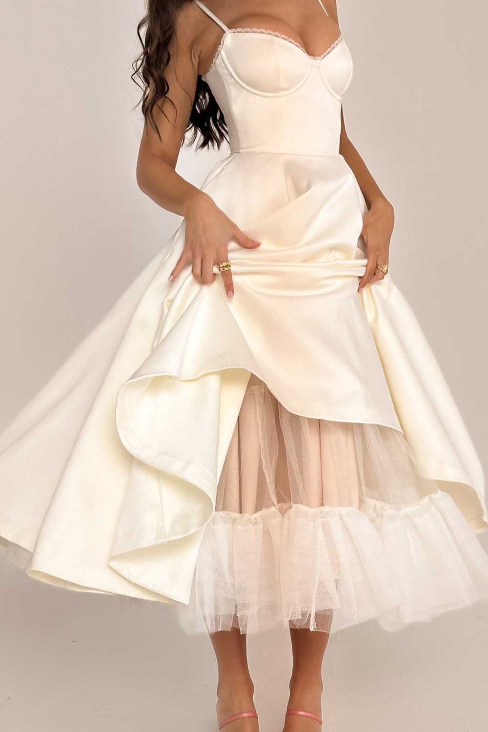 Addison | robe midi décontractée à double couche pour tous les jours