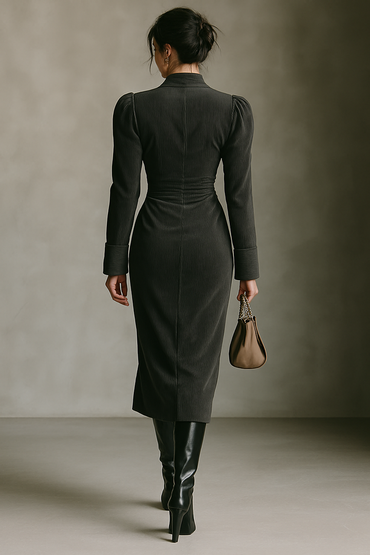 Vestito lungo in velluto a costine scollo a V in vita da donna