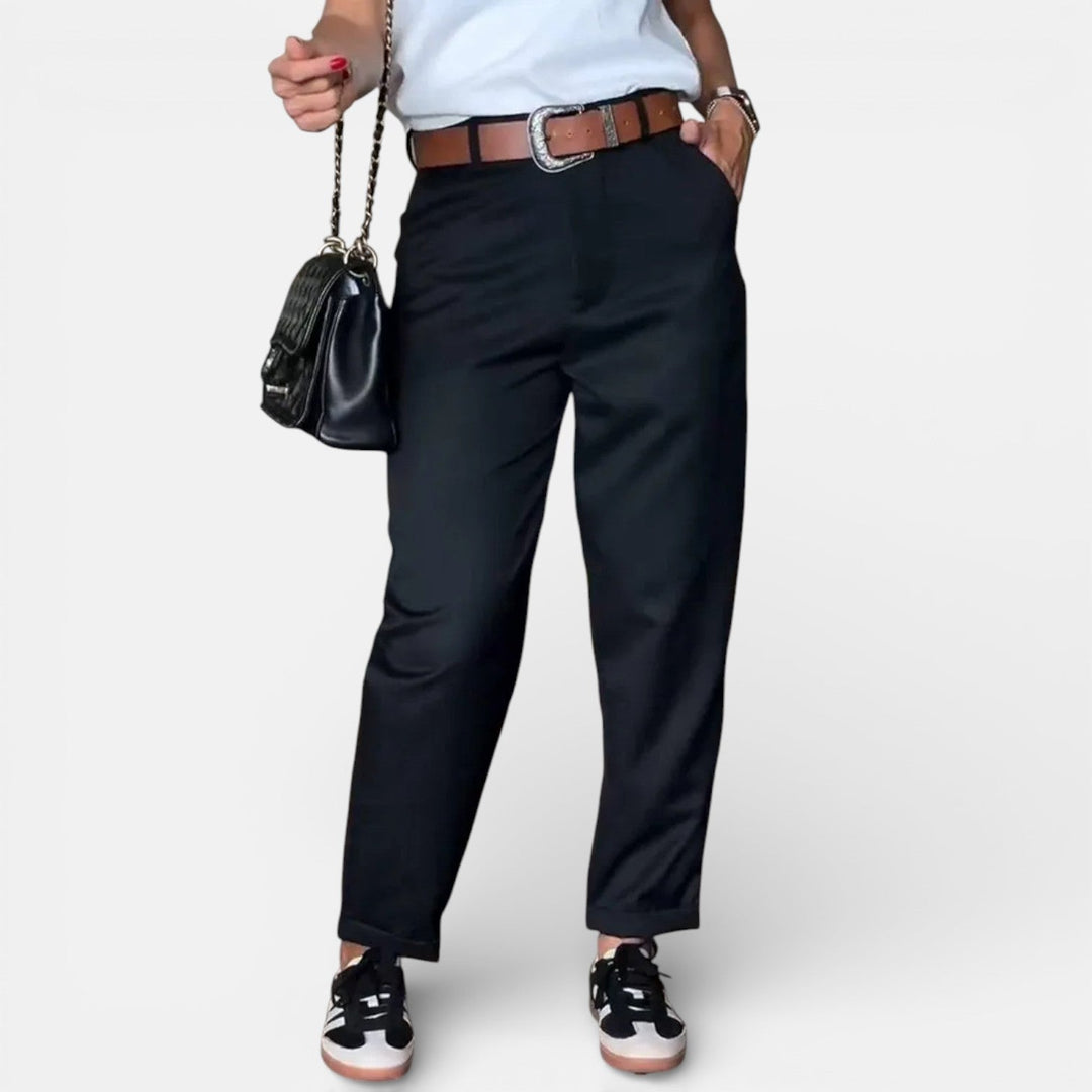 MATHILDA | PANTALON ÉLÉGANT ET FLATTEUR AVEC RAYURES