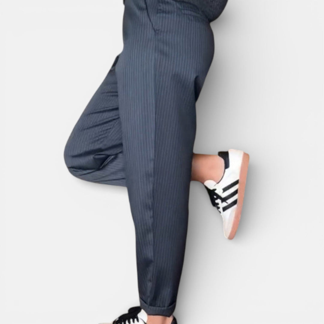 MATHILDA | PANTALON ÉLÉGANT ET FLATTEUR AVEC RAYURES