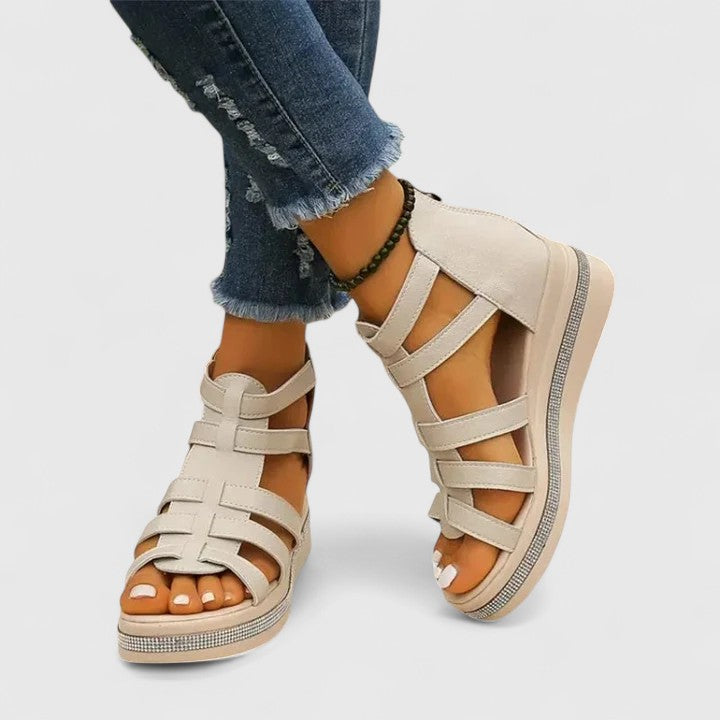 Kendall | Ortopedické sandály se štrasem