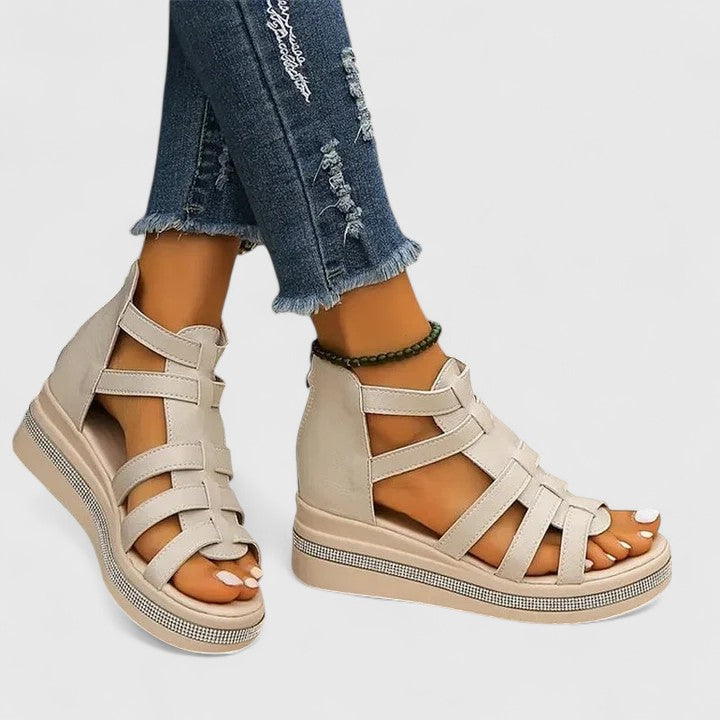 Kendall | Ortopedické sandály se štrasem